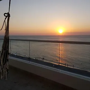Deluxe Spectacular Sunset Apartment